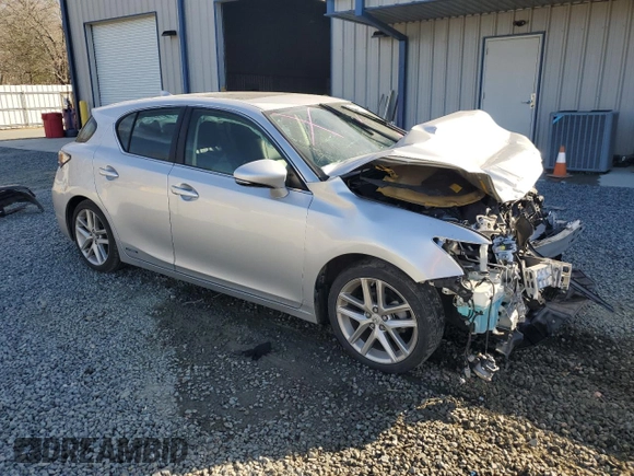 2014 Lexus CT 200h с VIN JTHKD5BH2E2187703, выставлен на аукционе Copart как лот 47100465 с пробегом 66 370 миль миль и Списание • Salvage title. История ставок и продаж доступна на DreamBid. Изображение 4.