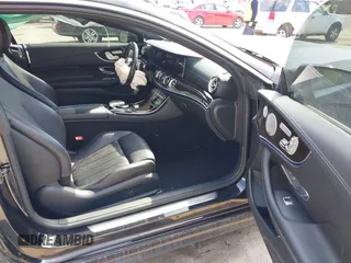 2018 Mercedes-Benz E 400 z VIN WDD1J6GBXJF013855, wystawiony jako IAAI lot #41776146 z przebiegiem 111 021 mil mil oraz . Historia ofert i sprzedaży dostępna na DreamBid. Obrazek 5.