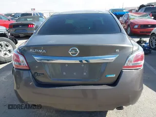 2013 Nissan Altima SV with VIN 1N4AL3AP9DN577861, listed as a IAAI auction lot 41362990 with 147,531 mi miles and . Bid and sale history available at carsss.com. Image 17.