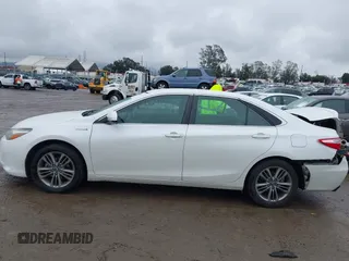 2017 Toyota Camry Hybrid LE with VIN 4T1BD1FK0HU207435, listed as a IAAI auction lot 41561337 with 194,716 mi miles. Bid and sale history available at carsss.com. Image 14.