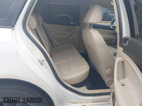 2010 Volkswagen Jetta TDI with VIN 3VWPL7AJ9AM662094, listed as a IAAI auction lot 42034372 with 287,463 mi miles and . Bid and sale history available at DreamBid. Image 8.