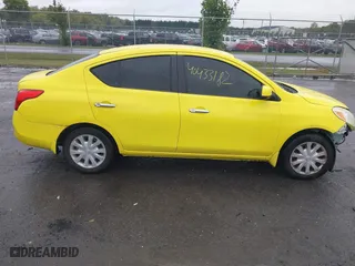 2012 Nissan Versa SV with VIN 3N1CN7AP9CL852473, listed as a IAAI auction lot 40433182 with 87,810 mi miles. Bid and sale history available at carsss.com. Image 14.