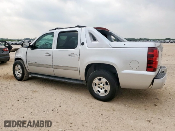 2013 Chevrolet Avalanche LT with VIN 3GNMCFE0XDG150663, listed as a Copart auction lot 57417395 with 141,470 mi miles and Salvage title. Bid and sale history available at DreamBid. Image 2.