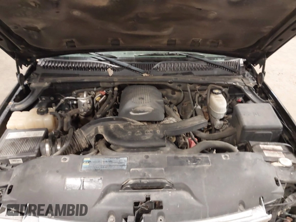 2004 Chevrolet Suburban Z71 with VIN 3GNFK16Z94G148074, listed as a IAAI auction lot 41342796 with 216,670 mi miles. Bid and sale history available at carsss.com. Image 10.
