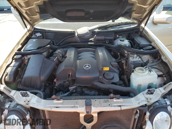 2000 Mercedes-Benz E 320 with VIN WDBJF65J4YB060708, listed as a Copart auction lot 54981615 with 71,036 mi miles and Clean Title. Bid and sale history available at DreamBid. Image 11.