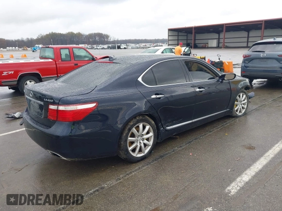 2008 Lexus LS 460 z VIN JTHBL46F585056094, wystawiony jako IAAI lot #40850163 z przebiegiem 115 854 mil mil oraz . Historia ofert i sprzedaży dostępna na DreamBid. Obrazek 4.