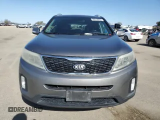 2014 Kia Sorento LX with VIN 5XYKT4A6XEG448726, listed as a Copart auction lot 50513085 with 242,448 mi miles and Salvage Title. Bid and sale history available at carsss.com. Image 5.