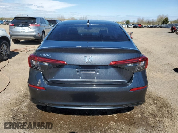 2022 Honda Civic LX z VIN 2HGFE2F26NH131275, wystawiony jako Copart lot #56547825 z przebiegiem 4205 mil mil oraz Czysty tytuł • Clean title. Historia ofert i sprzedaży dostępna na DreamBid. Obrazek 6.