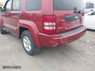 2011 Jeep Liberty Sport Jet with VIN 1J4PN2GKXBW550187, listed as a IAAI auction lot 41800205 with 157,241 mi miles. Bid and sale history available at carsss.com. Image 6.