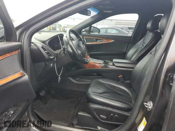 2018 Lincoln MKX Select z VIN 2LMPJ8KR3JBL21472, wystawiony jako Copart lot #60637105 z przebiegiem 70 107 mil mil oraz Szkoda całkowita • Salvage title. Historia ofert i sprzedaży dostępna na DreamBid. Obrazek 7.
