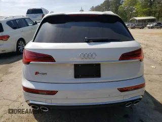 2022 Audi SQ5 Premium with VIN WA1A4AFY3N2043006, listed as a Copart auction lot 49631834 with 27,201 mi miles and . Bid and sale history available at DreamBid. Image 6.