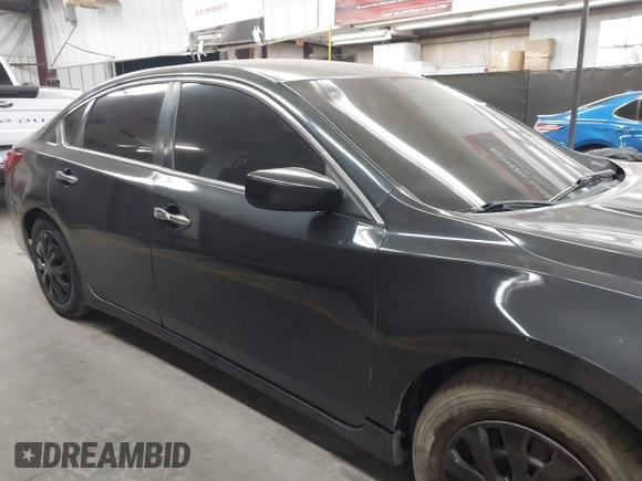 2018 Nissan Altima SR with VIN 1N4AL3AP8JC141171, listed as a IAAI auction lot 41093421 with 144,301 mi miles and . Bid and sale history available at DreamBid. Image 14.