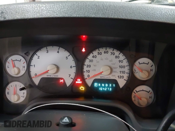 2007 Dodge 1500 SLT with VIN 1D7HU18237J512364, listed as a IAAI auction lot 42027871 with 164,273 mi miles. Bid and sale history available at carsss.com. Image 7.