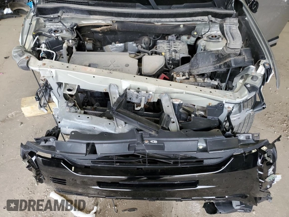 2020 Mitsubishi Outlander ES z VIN JA4AZ3A35LZ017231, wystawiony jako Copart lot #57360935 z przebiegiem 99 836 mil mil oraz Czysty tytuł • Clean title. Historia ofert i sprzedaży dostępna na DreamBid. Obrazek 12.