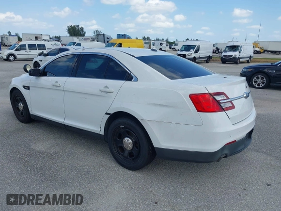 2017 Ford Police Interceptor z VIN 1FAHP2L87HG133682, wystawiony jako IAAI lot #41898807 z przebiegiem 64 078 mil mil oraz . Historia ofert i sprzedaży dostępna na DreamBid. Obrazek 3.