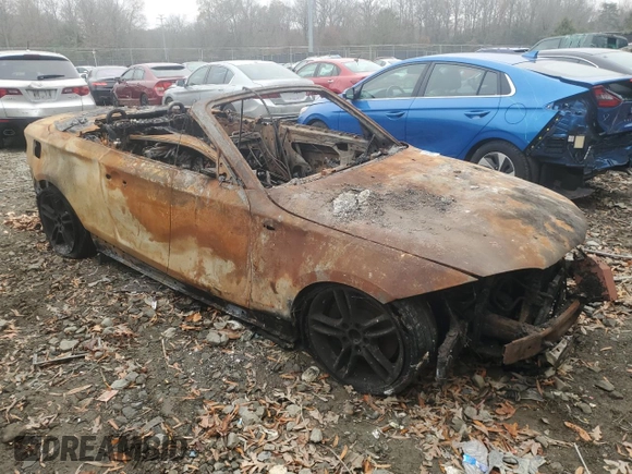 2011 BMW 1 Series 135i with VIN WBAUN7C52BVM23944, listed as a Copart auction lot 84061924 with Not provided miles and Salvage title. Bid and sale history available at DreamBid. Image 4.