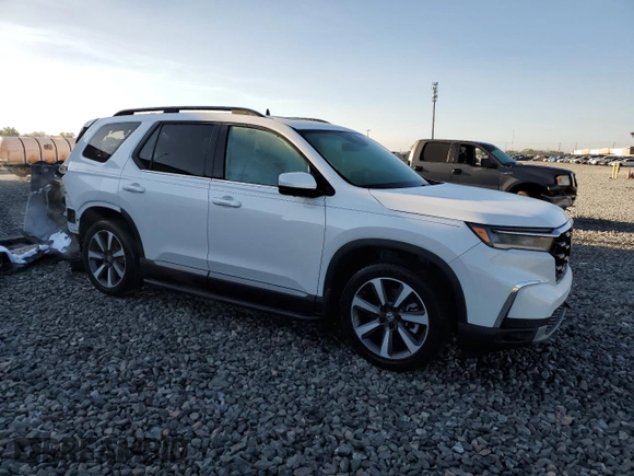 2024 Honda Pilot Elite with VIN 5FNYG1H81RB043050, listed as a Copart auction lot 49341735 with 10,782 mi miles and Salvage Title. Bid and sale history available at carsss.com. Image 4.