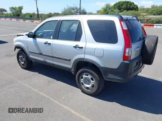 2006 Honda CR-V LX z VIN JHLRD78506C015631, wystawiony jako IAAI lot #41978437 z przebiegiem 109 528 mil mil oraz . Historia ofert i sprzedaży dostępna na DreamBid. Obrazek 3.