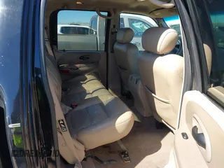 2003 Ford F-150 XLT with VIN 1FTRW07L83KC62296, listed as a IAAI auction lot 41689891 with 272,210 mi miles. Bid and sale history available at carsss.com. Image 8.