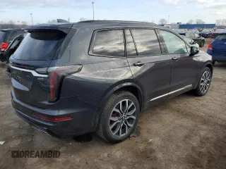 2022 Cadillac XT6 Sport with VIN 1GYKPGRS0NZ177677, listed as a Copart auction lot 81259824 with 13,935 mi miles and Clean Title. Bid and sale history available at carsss.com. Image 3.