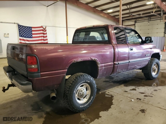 2001 Dodge Ram 2500 with VIN 1B7KF23691J252716, listed as a Copart auction lot 46524935 with 215,879 mi miles and Salvage Title. Bid and sale history available at carsss.com. Image 3.