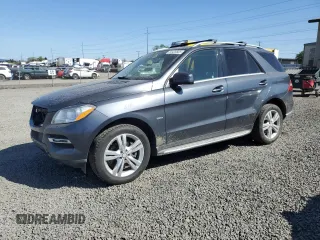 2012 Mercedes-Benz M 350 z VIN 4JGDA2EBXCA093611, wystawiony jako Copart lot #53426585 z przebiegiem 205 581 mil mil oraz Szkoda całkowita • Salvage title. Historia ofert i sprzedaży dostępna na DreamBid. Obrazek 1.