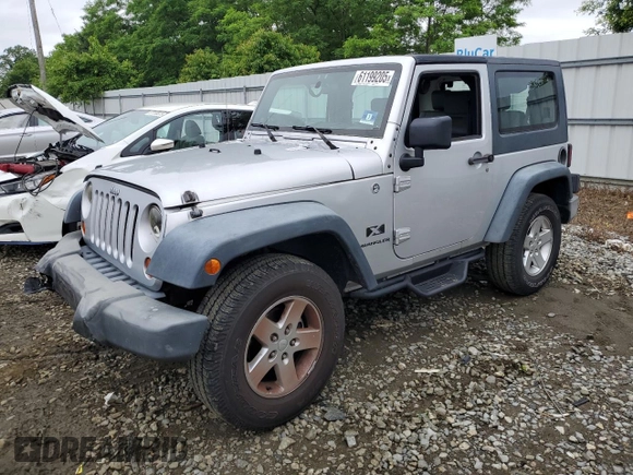 2008 Jeep Wrangler X z VIN 1J4FA24168L629174, wystawiony jako Copart lot #61199205 z przebiegiem 116 307 mil mil oraz Szkoda całkowita • Salvage title. Historia ofert i sprzedaży dostępna na DreamBid. Obrazek 1.