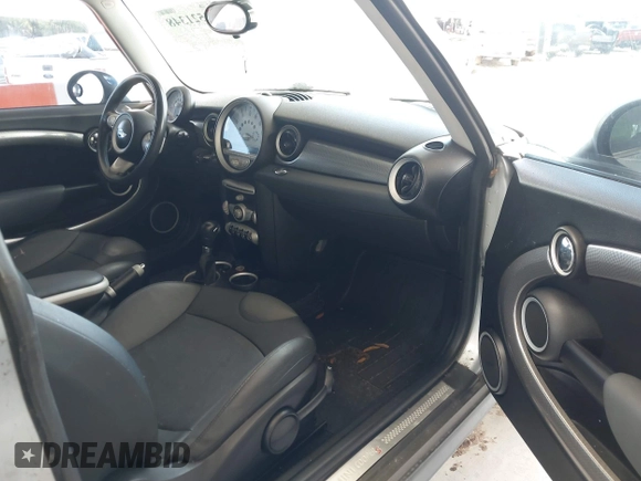 2008 MINI Hardtop S with VIN WMWMF73548TV35548, listed as a IAAI auction lot 42521348 with 104,427 mi miles and . Bid and sale history available at DreamBid. Image 5.