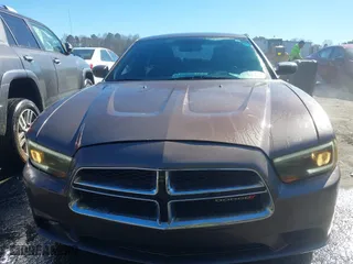 2013 Dodge Charger SE with VIN 2C3CDXBG2DH609438, listed as a IAAI auction lot 41649615 with 236,024 mi miles. Bid and sale history available at carsss.com. Image 13.