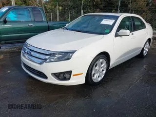 2011 Ford Fusion SE with VIN 3FAHP0HA2BR340657, listed as a IAAI auction lot 41899051 with 100,487 mi miles. Bid and sale history available at carsss.com. Image 17.