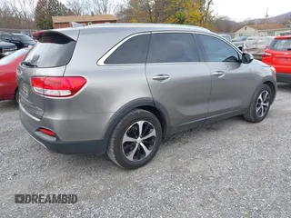2016 Kia Sorento EX with VIN 5XYPH4A57GG107009, listed as a IAAI auction lot 40882550 with 163,329 mi miles. Bid and sale history available at carsss.com. Image 4.