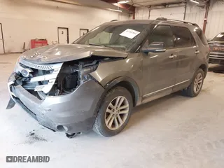 2014 Ford Explorer XLT with VIN 1FM5K8D81EGB57934, listed as a IAAI auction lot 41755203 with 138,265 mi miles. Bid and sale history available at carsss.com. Image 17.