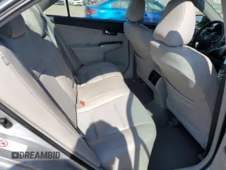 2012 Toyota Camry XLE z VIN 4T1BD1FK6CU010214, wystawiony jako Copart lot #57690544 z przebiegiem 77 943 mil mil oraz Szkoda całkowita • Salvage title. Historia ofert i sprzedaży dostępna na DreamBid. Obrazek 10.