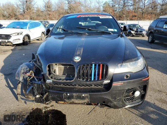 2011 BMW X6 50i with VIN 5UXFG8C59BLZ95373, listed as a Copart auction lot 84690254 with 142,435 mi miles and Non Repairable. Bid and sale history available at carsss.com. Image 5.