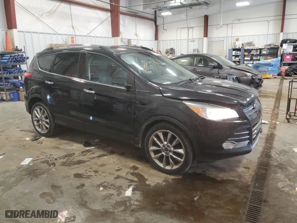 2014 Ford Escape SE with VIN 1FMCU0GX9EUD46841, listed as a Copart auction lot 52496905 with 160,971 mi miles and Non Repairable. Bid and sale history available at carsss.com. Image 4.