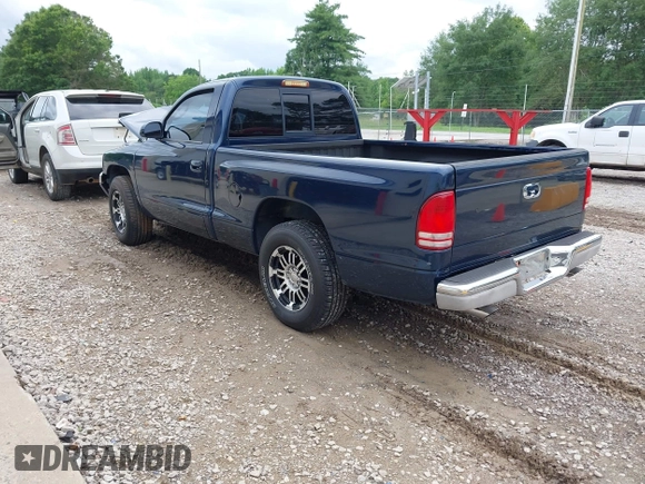 2000 Dodge Dakota с VIN 1B7FL26X1YS606389, выставлен на аукционе IAAI как лот 42365620 с пробегом 142 889 миль миль и . История ставок и продаж доступна на DreamBid. Изображение 3.