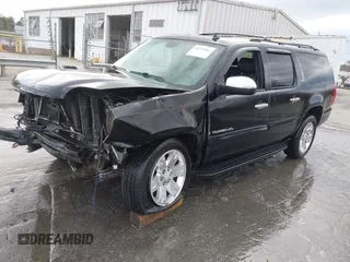 2008 GMC Yukon XL SLT 4SB z VIN 1GKFK16328J230256, wystawiony jako IAAI lot #41095902 z przebiegiem 506 991 mil mil oraz . Historia ofert i sprzedaży dostępna na DreamBid. Obrazek 2.