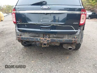 2014 Ford Explorer XLT z VIN 1FM5K8D87EGA95018, wystawiony jako IAAI lot #40465950 z przebiegiem 127 634 mil mil oraz . Historia ofert i sprzedaży dostępna na DreamBid. Obrazek 6.