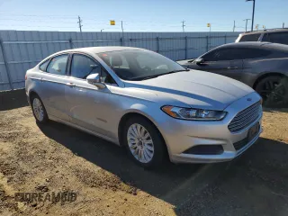2016 Ford Fusion SE Hybrid with VIN 3FA6P0LU5GR145393, listed as a Copart auction lot 41652985 with Not provided miles and Clean title. Bid and sale history available at DreamBid. Image 4.