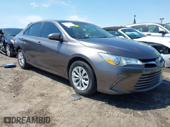 2016 Toyota Camry XLE with VIN 4T4BF1FK4GR557276, listed as a IAAI auction lot 42049650 with 117,529 mi miles and . Bid and sale history available at carsss.com. Image 1.