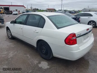 2006 Chevrolet Malibu LS w/1LS with VIN 1G1ZS51FX6F145921, listed as a IAAI auction lot 41573868 with 230,933 mi miles. Bid and sale history available at carsss.com. Image 3.
