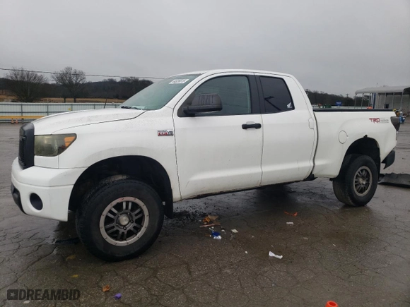 2011 Toyota Tundra 4WD Truck with VIN 5TFUW5F14BX190814, listed as a Copart auction lot 44826615 with 216,080 mi miles and Salvage Title. Bid and sale history available at carsss.com. Image 1.