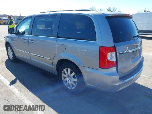 2013 Chrysler Town & Country Touring with VIN 2C4RC1BG9DR777819, listed as a IAAI auction lot 41824692 with 138,702 mi miles. Bid and sale history available at carsss.com. Image 3.