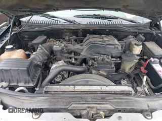 2005 Mercury Mountaineer z VIN 4M2DU66K15ZJ23577, wystawiony jako IAAI lot #42353730 z przebiegiem Nie podano mil oraz . Historia ofert i sprzedaży dostępna na DreamBid. Obrazek 10.