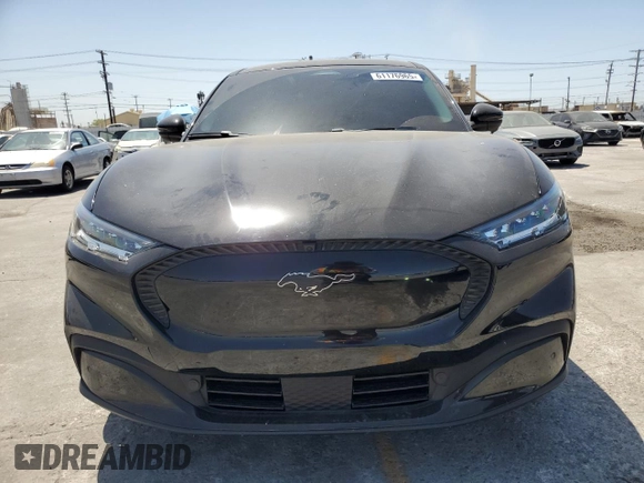 2023 Ford Mustang Mach-E Select с VIN 3FMTK1RM2PMA45902, выставлен на аукционе Copart как лот 61176965 с пробегом 21 056 миль миль и Списание • Salvage title. История ставок и продаж доступна на DreamBid. Изображение 5.