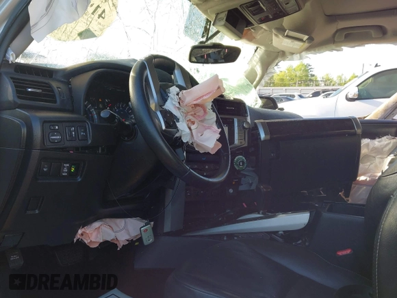 2015 Toyota 4Runner Limited with VIN JTEBU5JR8F5268924, listed as a IAAI auction lot 41984116 with 84,737 mi miles and . Bid and sale history available at carsss.com. Image 17.