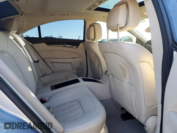 2015 Mercedes-Benz CLS-Class CLS 550 with VIN WDDLJ9BB8FA150573, listed as a Copart auction lot 41841895 with 26,811 mi miles and Salvage Title. Bid and sale history available at carsss.com. Image 10.
