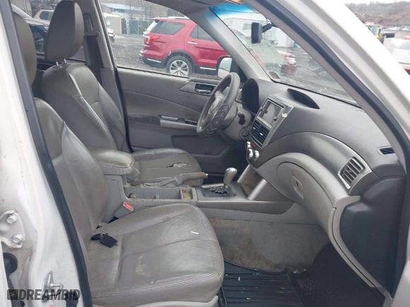 2010 Subaru Forester 2.5X Limited with VIN JF2SH6DC0AH726096, listed as a IAAI auction lot 41990918 with 226,580 mi miles. Bid and sale history available at carsss.com. Image 5.