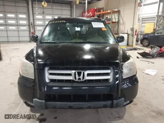 2008 Honda Pilot EX-L with VIN 5FNYF28508B018010, listed as a IAAI auction lot 41545096 with 235,798 mi miles. Bid and sale history available at carsss.com. Image 12.