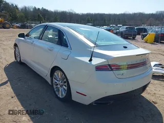 2013 Lincoln MKZ z VIN 3LN6L2G9XDR823893, wystawiony jako IAAI lot #42003836 z przebiegiem 170 937 mil mil oraz . Historia ofert i sprzedaży dostępna na DreamBid. Obrazek 3.